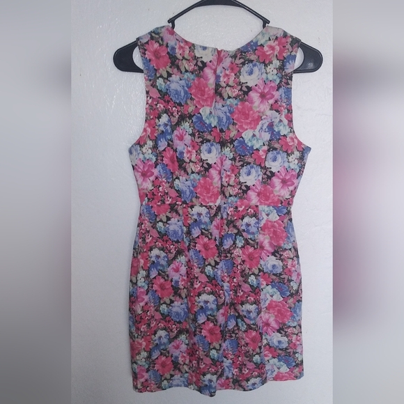 Forever 21 Floral Shift Dress Size L - Picture 6 of 9